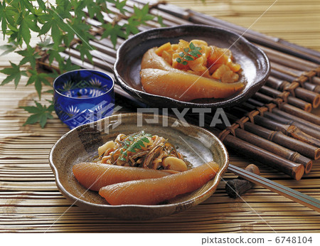 醃製兒童松子泡菜·雞醃漬 6748104