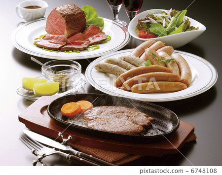 Processed meat 6748108