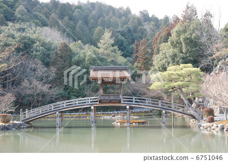 Longhai bridge over a pond 6751046