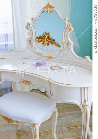 dressing table dressing table 6753539