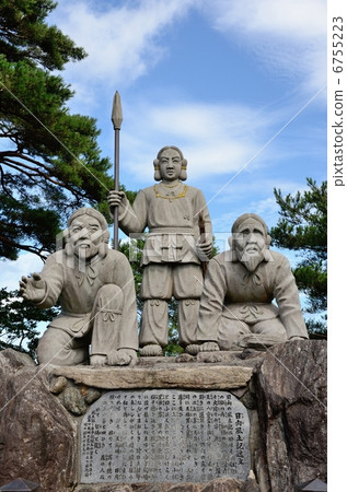 Kunimegagaoka, a stone statue of descendant of descendants 6755223