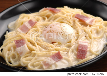 北海道培根充足的carbonara 6760207