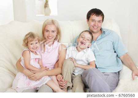 Happy family Happy family 6760560