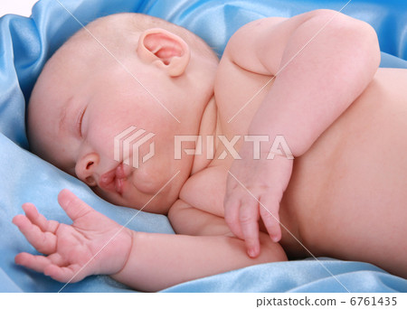 Baby sleeping Baby sleeping 6761435