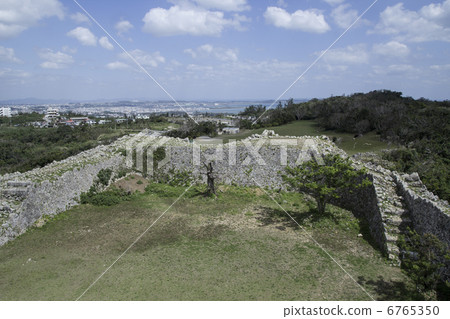 Nakagusuku城堡的花園 6765350