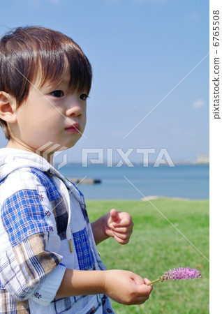Hama Teruho (Hamatsubo) and a child 6765508