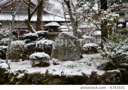 Kiyomizu Temple garden 6765681