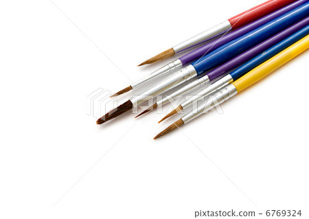 Paintbrushes isolated on white 6769324