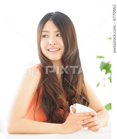 年輕的女士 年輕的女士 6770862