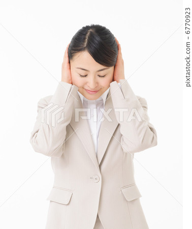 young woman young woman 6770923