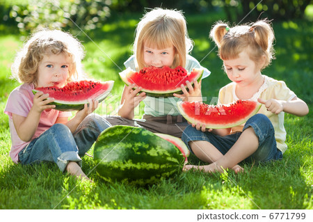 Children having picnic in summer Children having picnic in summer 6771799