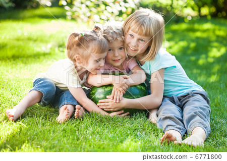 Children having picnic Children having picnic 6771800