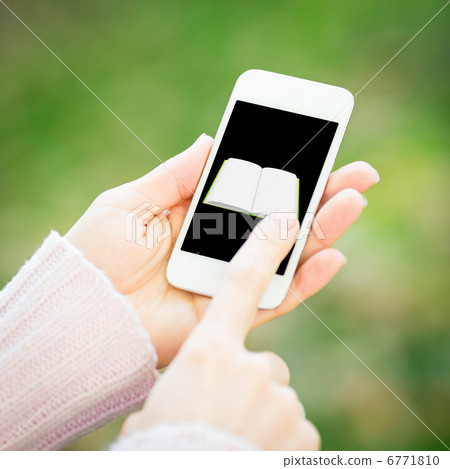 Smartphone in woman hands Smartphone in woman hands 6771810