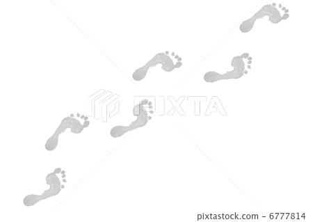 Six grey footprints Six grey footprints 6777814