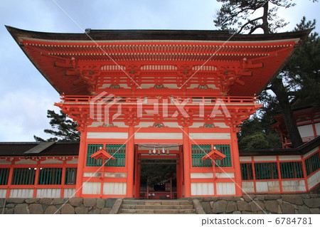 Hinomise神社花門 6784781