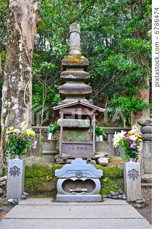 Yoritomo墓(白旗神社/神奈川縣鎌倉市Seishiemon) Yoritomo墓(白旗神社/神奈川縣鎌倉市Seishiemon) 6786474