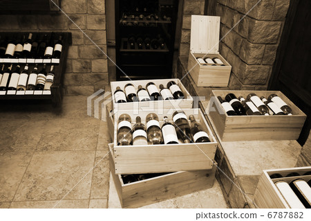 Bottles with old wine Bottles with old wine 6787882