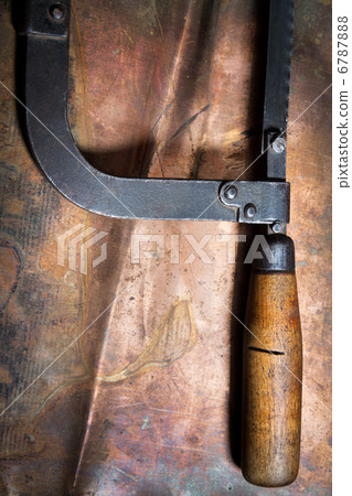 Manual saw on metal Manual saw on metal 6787888