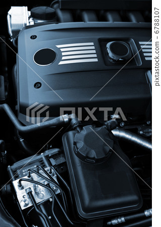 The powerful engine The powerful engine 6788107