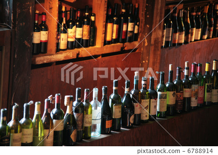 wine  6788914