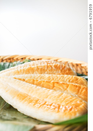 竹和竹 - 竹草（白背） 6791959