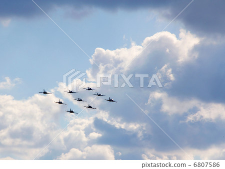 Airshow Airshow 6807586