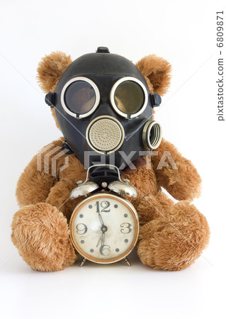 Gas mask. 6809871