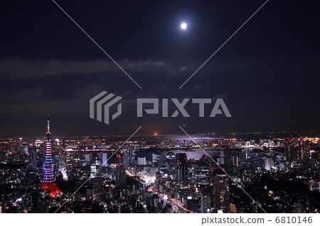 Tokyo Tower and Bayside 6810146