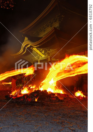 阿蘇神社的火神殿 6818792