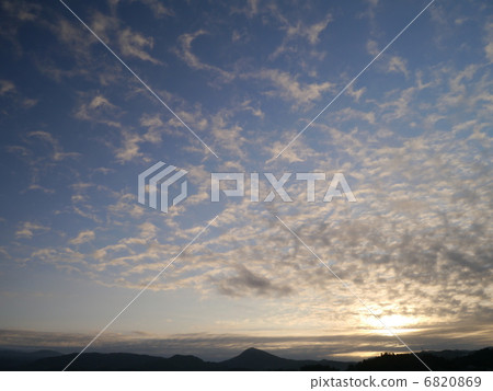 沙丁魚雲 沙丁魚雲 6820869