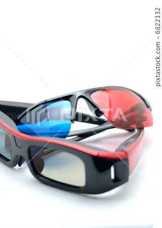 3D glasses 3D glasses 6822132