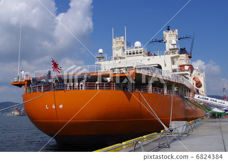 Antarctic research ship Shirase 6824384
