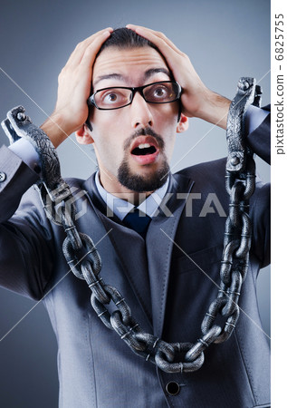 Man arrested for this crimes 6825755
