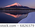 Mount Fuji  6826379