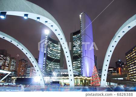 Toronto City Hall 6826388