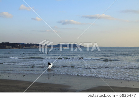 Yuigahigahama的晚上風景 6826477