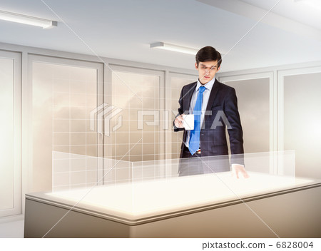 Business and innovation technologies 6828004