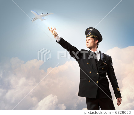Image of pilot touching air 6829033