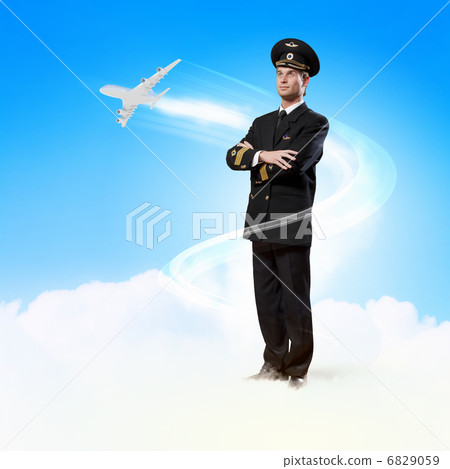 Image of male pilot 6829059