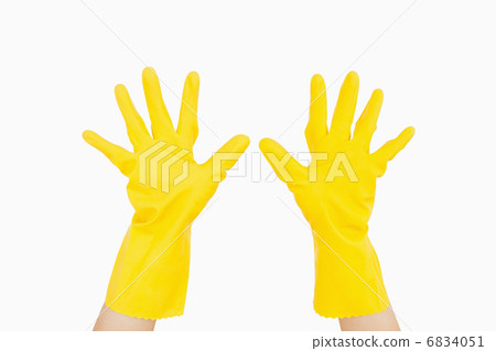 Hands wearing gloves 6834051