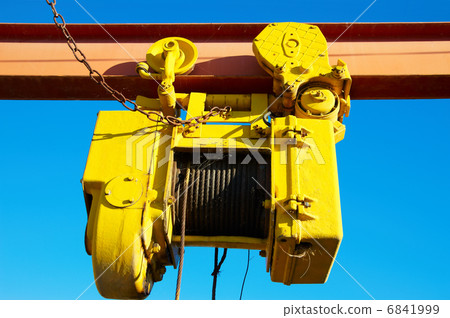 Old yellow crab 6841999