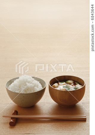米飯和味噌湯 6843644