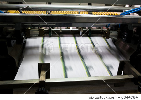 Polygraphic process 6844784