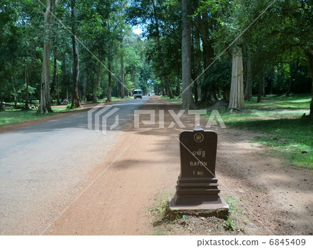Road to Angkor Wat Road to Angkor Wat 6845409