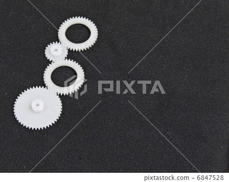 Resin gear 6847528