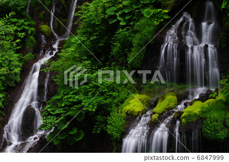 Dragon waterfall 6847999
