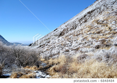Kusumiyama in winter 6848484
