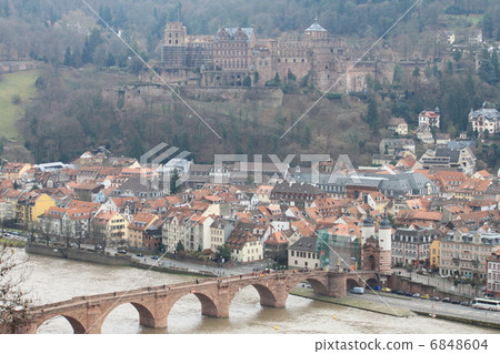 Scenery from the path of philosophers 6848604