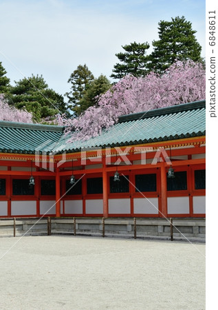 Heian Shrine, Spring corridor Heian Shrine, Spring corridor 6848611