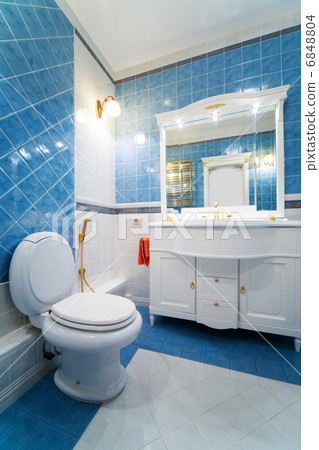 blue bathroom 6848804